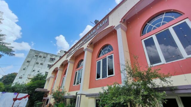 sri sagi ramakrishnam raju community hall